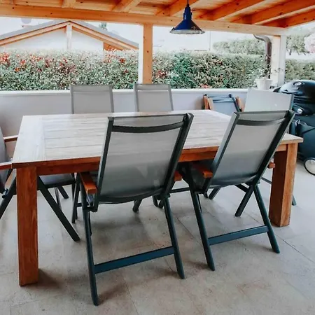 Casa Ro-ma, Seaside With A Heated Pool Villa *