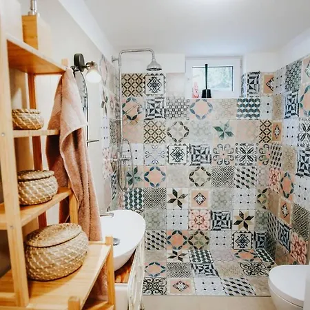 Villa Casa Ro-ma, Seaside With A Heated Pool *